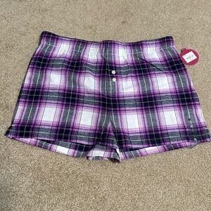 (NWT) Flannel pajama shorts